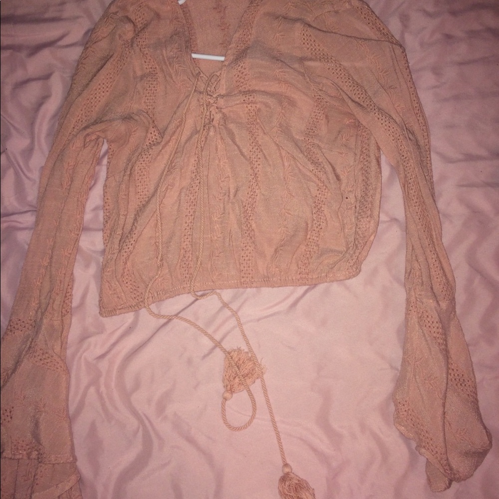 Forever 21 Blush crop top - bell flared sleeves